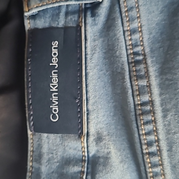 Calvin Klein Girl Shorts, Blue, size 12 - Picture 4 of 7